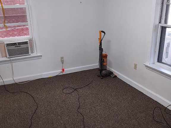 2nd image of 718 Willey St #C