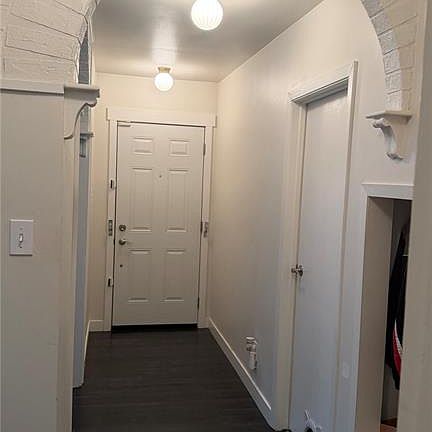 5th image of 71 22nd STREET E