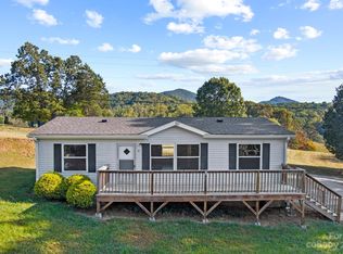 41 Ridge Top Acres Rd, Candler, NC 28715