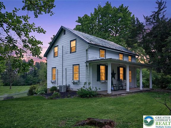 2nd image of 5686 Cetronia Rd