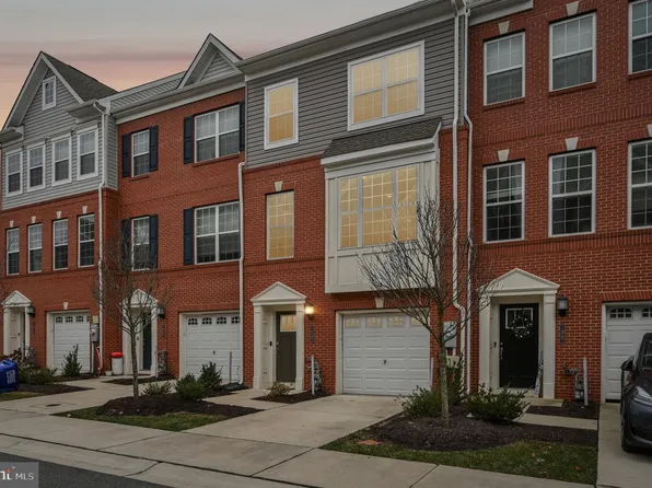 7983 Potter Pl, Elkridge, MD 21075