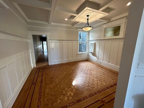 3rd image of 757 Waller St
