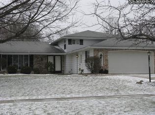 14961 Sherwood Dr, Strongsville, OH