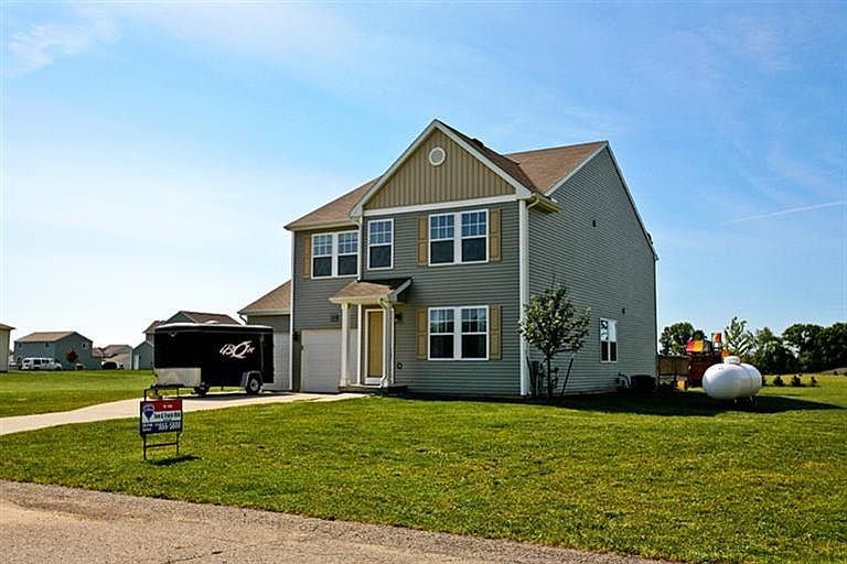 1st image of 7420 Black Pine Dr NE