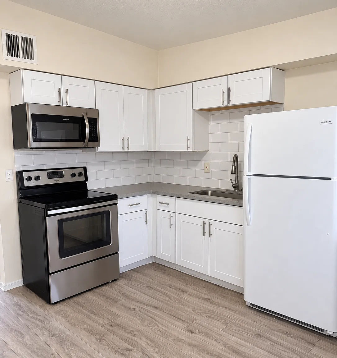 1504 W University Dr — Photo 1
