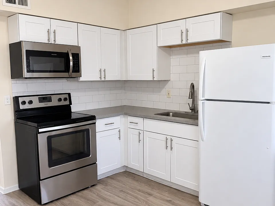 1504 W University Dr #1