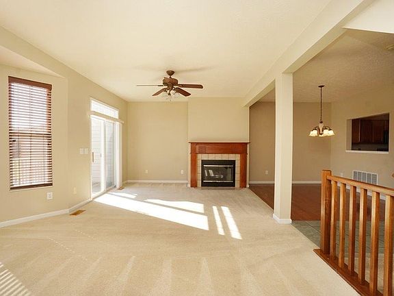 5th image of 6341 Edgewater Dr
