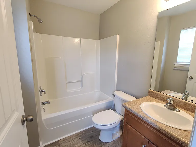 1231 Lake Ave #2 — Photo 8