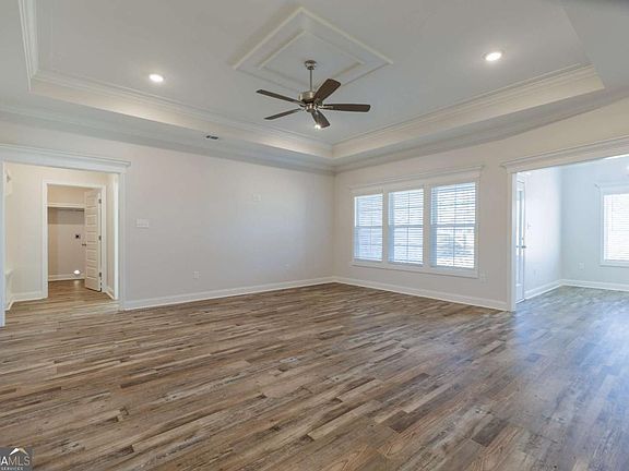 5th image of 3936 Lu Ln