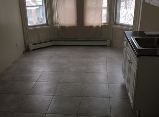247 S 8th St #2, Newark, NJ 07103