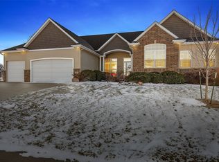 965 Quarry Oak Dr, Marion, IA 52302