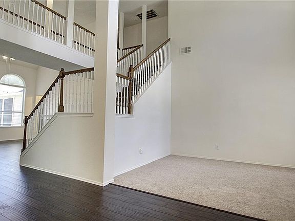 4th image of 4446 Seven Pines Dr