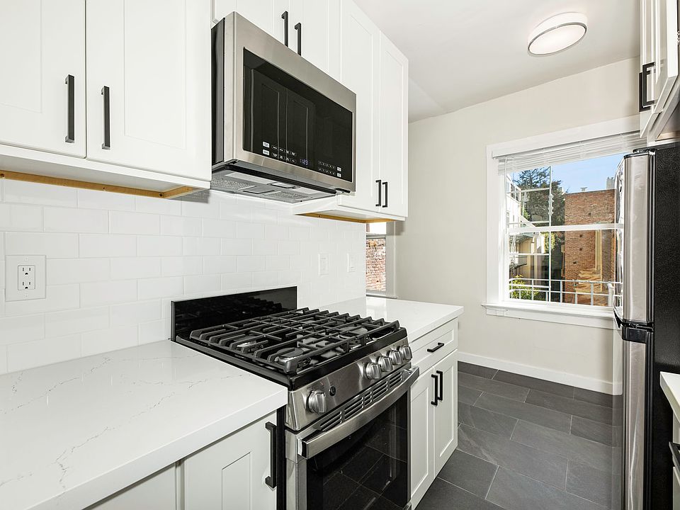 1st image of 1030 Larkin St #15