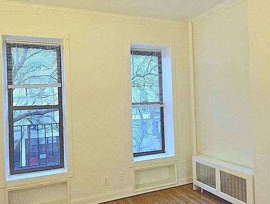 2nd image of 335 E 85th St APT 2A