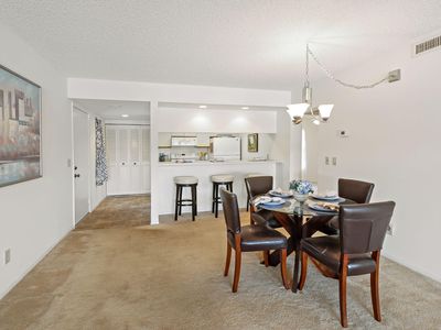 11 Plantation Drive #201, Vero Beach, FL, 32966