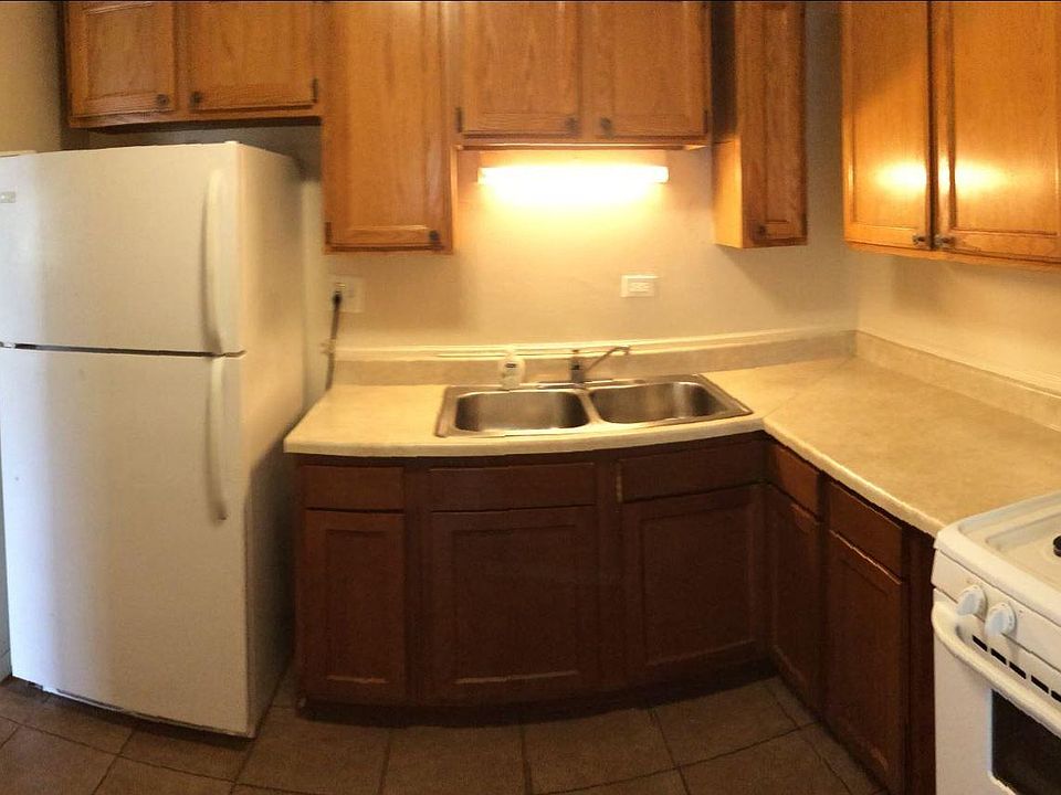 839 W College Blvd Addison, IL Zillow