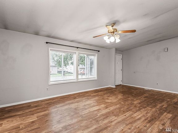 4th image of 246 Alder St NE