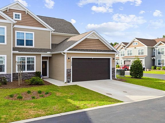 3rd image of 163 Machrie Loop #D