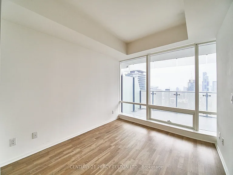 1 Bloor St E #3605 — Photo 14