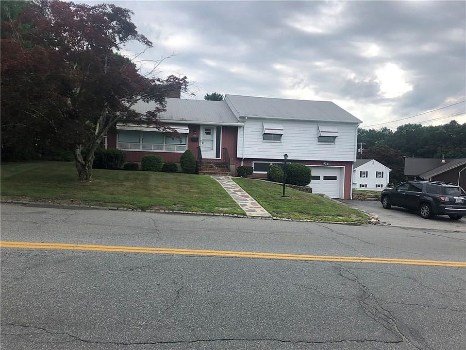 1st image of 260 Garden Hills Dr