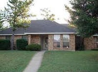 201 Pueblo Dr, Waxahachie, TX 75165