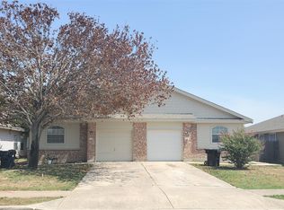 213 Marvin Cv #215, Hutto, TX 78634