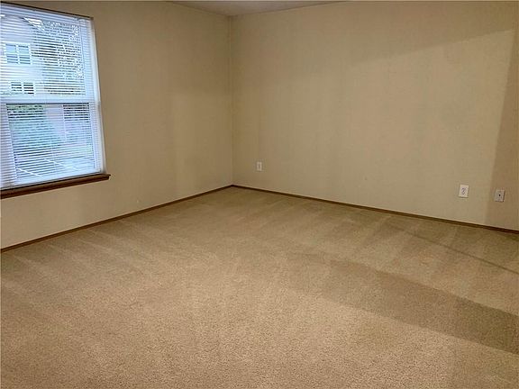 4th image of 8218 126th Ave NE APT E26