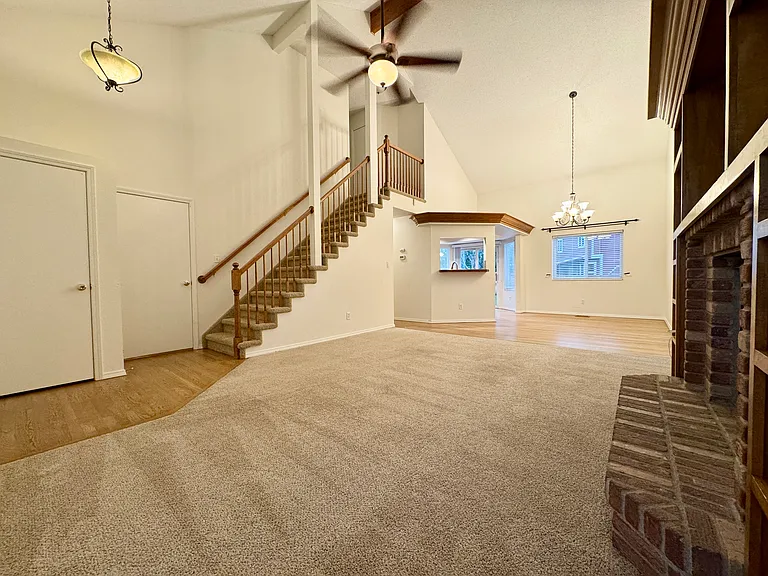 5413 Plumstead Dr — Photo 2