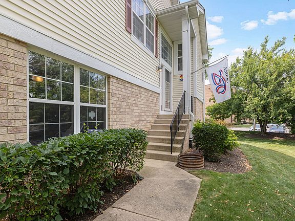 2nd image of 3059 Tangley Oaks Trl
