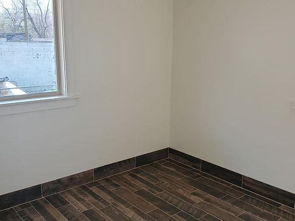 5th image of 3247 Adams Ave #3249