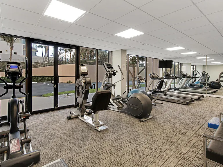 4200 N Ocean Dr #1 — Photo 22