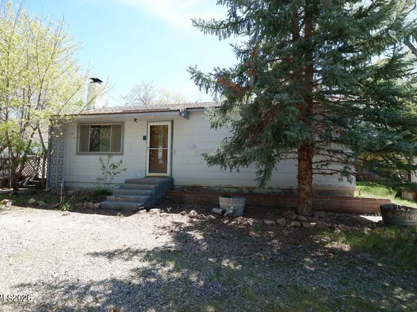 15587 Toll Rd, Reno, NV 89521