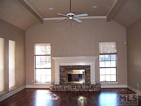 3rd image of 3303 Thornbird Ln