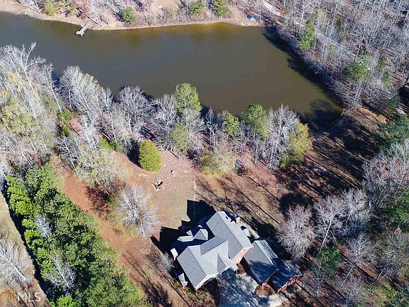3rd image of 535 Harris Dr