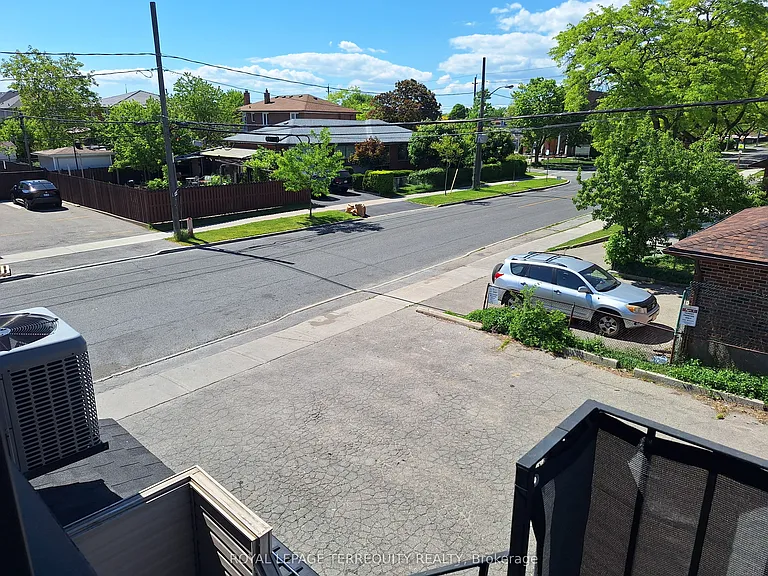 708 Wilson Ave #2 — Photo 12