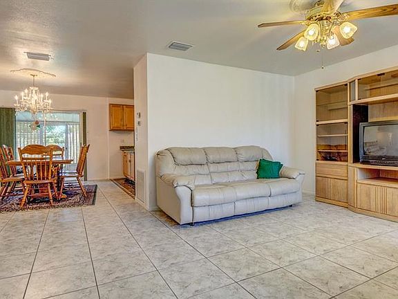 4th image of 4765 Pan American Blvd