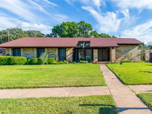 3758 Blue Trace Ln, Farmers Branch, TX 75244