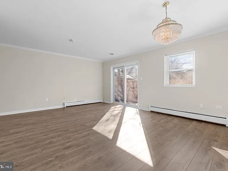12814 Epping Ter #2-B — Photo 8