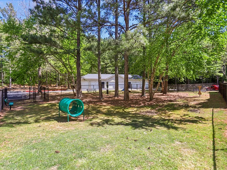 The Glen at Lanier Crossing — Photo 19