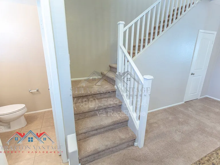2218 N 77th Dr — Photo 30