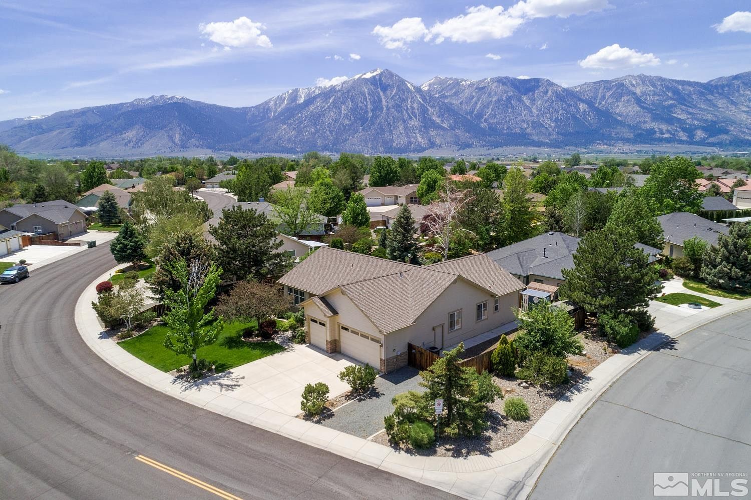948 Sweetwater Dr, Gardnerville, NV 89460 Zillow