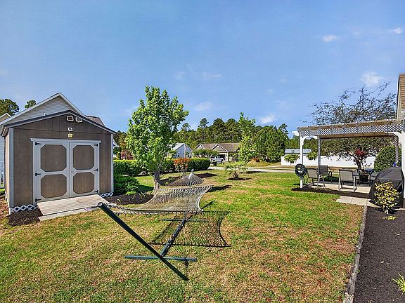 5th image of 574 Greenock Ct