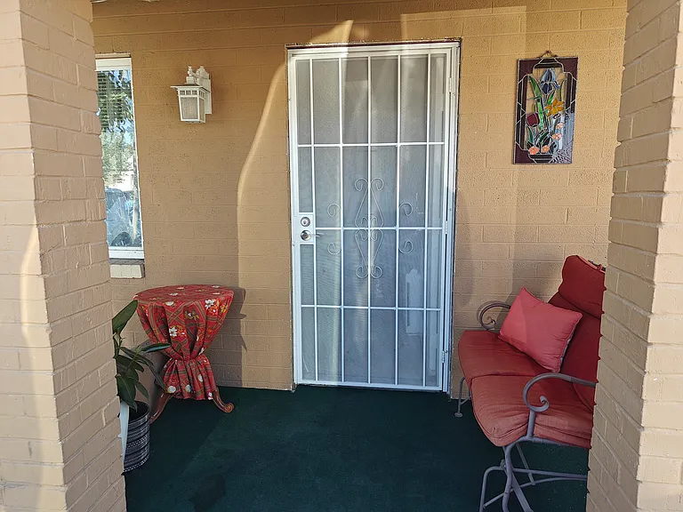 1122 Westwood Dr #1 — Photo 17