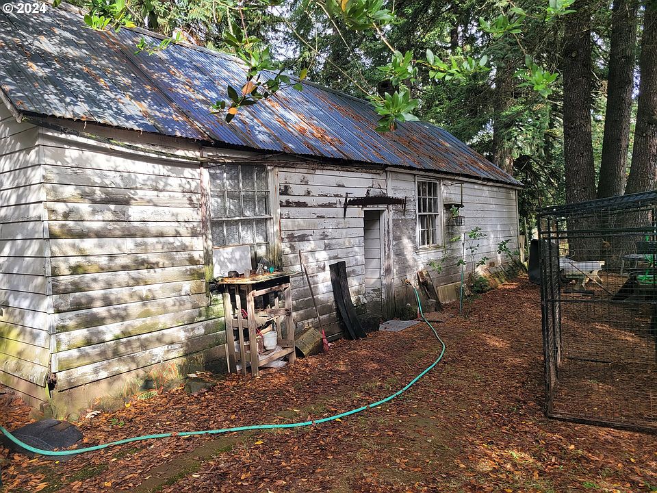 2nd image of 32211 SE Compton Rd