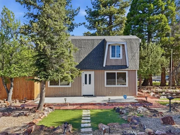 1081 Gold Mountain Dr, Big Bear City, CA 92314
