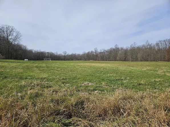 117 Cribbs Rd, Mercer, PA 16137