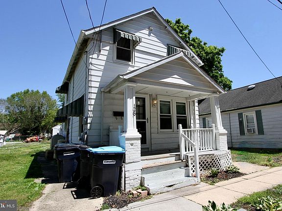 2nd image of 128 N Delaware St