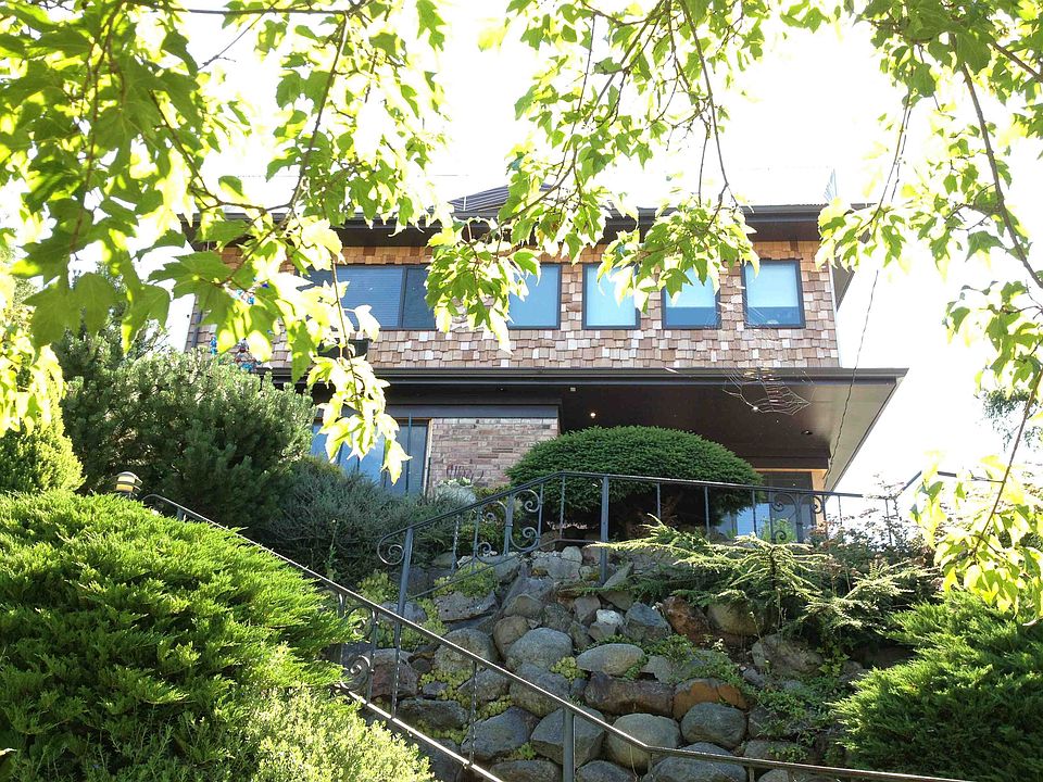 1st image of 8224 Latona Ave NE