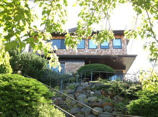 8224 Latona Ave NE, Seattle, WA 98115