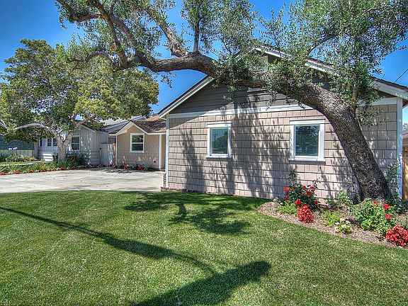 4th image of 388 University Dr